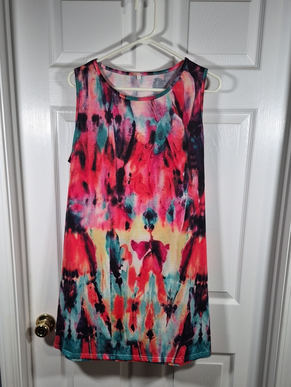 Source Unknown Pink, Teal & Black Tie-Dye Sleeveless Tank